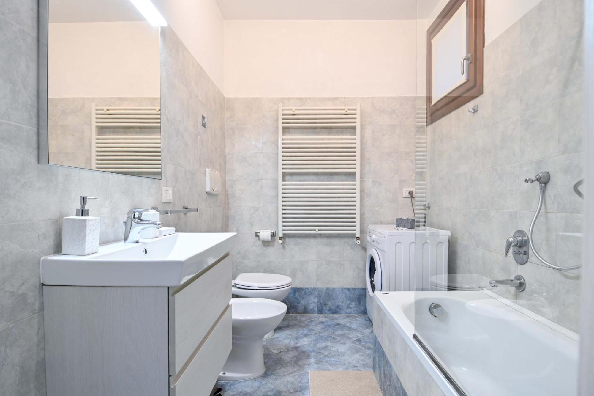 Bilocale Chic, 10 Min Aeroporto Milano-Bergamo, Box Auto E Aria Condizionata Apartment Seriate Exterior foto
